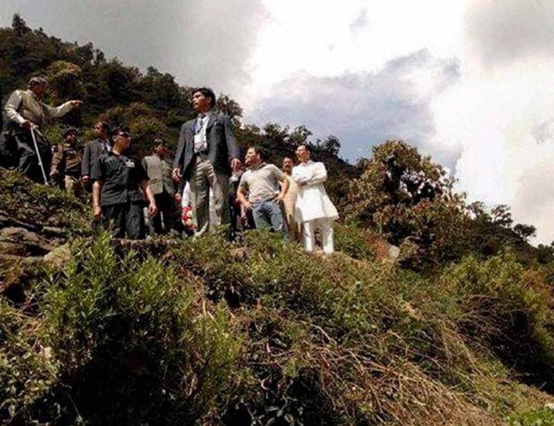 Rahul Gandhi treks to Kedarnath