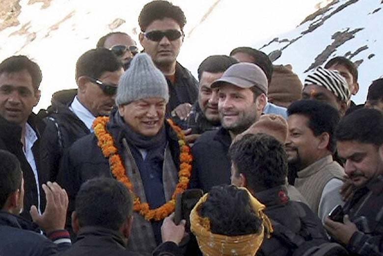 Rahul Gandhi visits Kedarnath temple