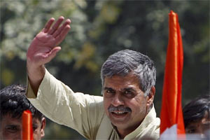 congress, sandeep dikshit, sandeep dikshit family, rahul gandhi, rahul gandhi returns, rahul gandhi news, rahul gandhi speech, rhul gandhi missing, sonia gandhi, sonia gandhi news, congress party, congress party leadership, india news