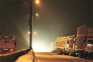 Ban on diesel vehicles, Air Pollution Delhi, National Green Tribunal, New Delhi, New Delhi Pollution, Delhi goods price, price rise, inflation, economy news Ban on diesel vehicles, Air Pollution Delhi, National Green Tribunal, New Delhi, New Delhi Pollution, Delhi goods price, price rise, inflation, economy news