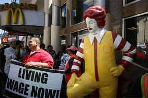 mcdonalds, mcdonalds franchise, mcdonalds employees, mcdonalds employees us, mcdonalds in us, united states of america, mcdonalds america, mcdonalds usa, business news, employment news, mcdonalds employees wage hike, world news