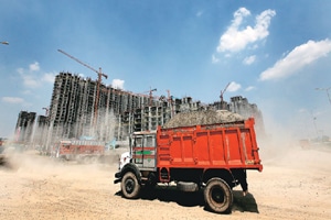 Delhi air pollution, Delhi Pollution, Delhi air quality, Environment Minister, Environment Minister Prakash Javadekar, Construction activities