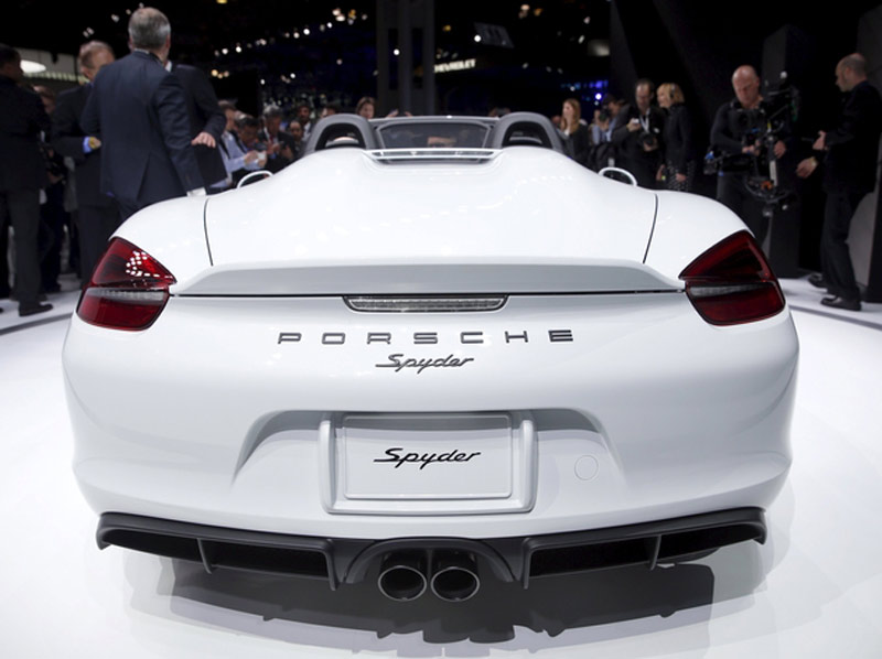 2016 Porsche Boxster Spyder, New York International Auto Show 2015, New York Auto Show 2015, New York Auto Fair 2015, 2016 Porsche Boxster Spyder Images, 2016 Porsche Boxster Spyder Pictures, 2016 Porsche Boxster Spyder Photos