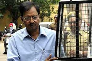 Satyam Computer, Satyam Computer case, satyam computers, satyam scam, B Ramalinga Raju, Ramalinga Raju, Ramalinga Raju case, Ramalinga Raju jail, Ramalinga Raju prisoner number, Bill Clinton, ramalinga raju with Bill Clinton, business news