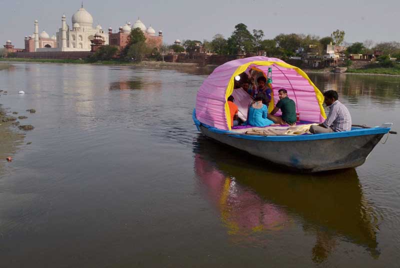 Kangana Ranaut, Narendra Modi, Amit Shah, Chitrangada Singh, Good Friday, Petroleum products, suresh prabhu, jesus christ, fdi, coal production, gold, silver, bullion market