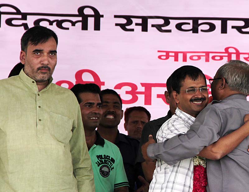 arvind kejriwal aam aadmi party, auto rally