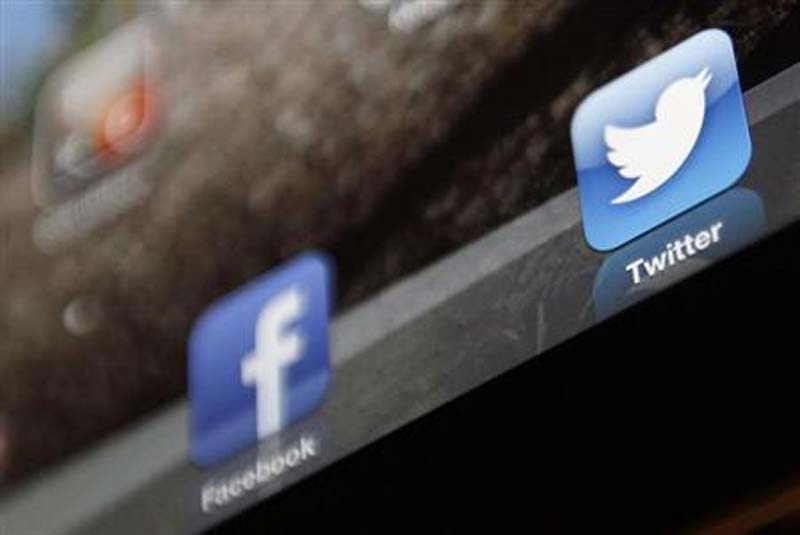 Facebook, twitter server