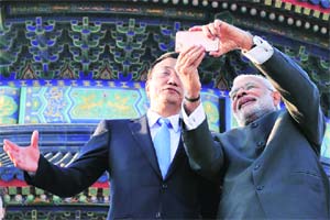 Narendra Modi china visit, Narendra Modi, Li Keqiang