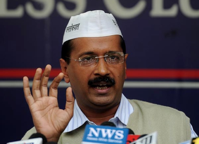 IAS officer aap charges