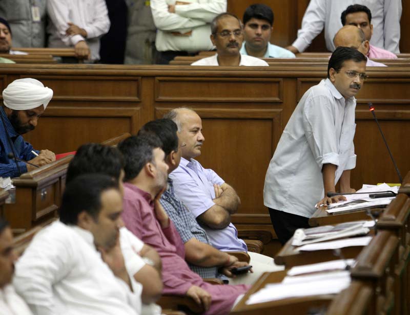 arvind kejriwal vs centre
