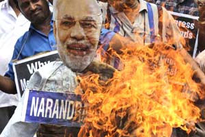 Narendra Modi, Narendra Modi China, Narendra Modi China businessman, Yogendra Yadav, aam aadmi party, aap, Akhilesh Yadav, Film Bandhu website, earthquake in nepal, earthquake in nepal today, earthquake in bihar, earthquake in India, YS Jaganmohan Reddy, YSR Congress, top 10 news stories, top 10 news today, top 10 news today in India