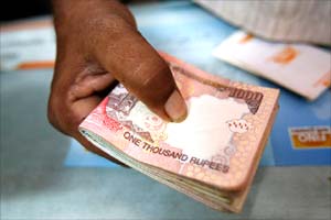 Indian rupee vs us dollar