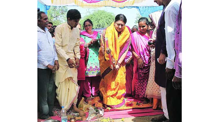 Smriti Irani educational qualifications row
