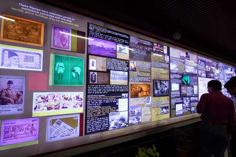 ITO metro station in Delhi metro