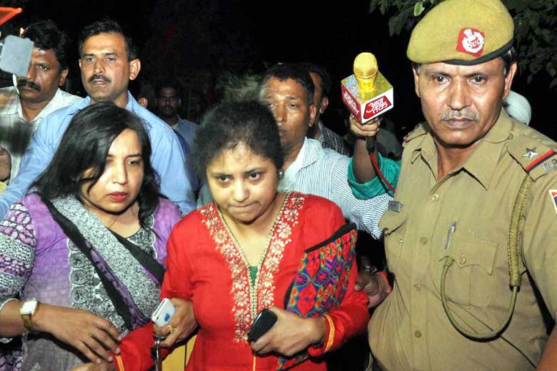 Somnath Bharti wife
