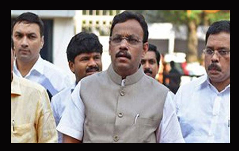 Vinod Tawde fake degree