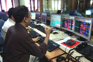 Over 100 stocks hit fresh 52-week high in today's trade