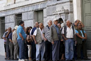 Crying Greek pensioner: The story behind the poignant photo
