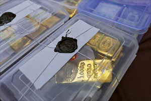 paper gold paper gold