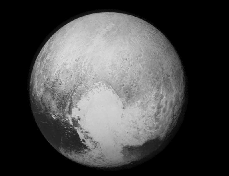 Pluto in historic flyby