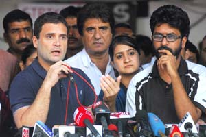 Rahul gandhi at Film and Television Institute of India