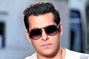Bajrangi Bhaijaan box office collections: On a day Salman Khan was caught in a controversy with his tweets on death row convict Yakub Memon, the superstar got one good news that his movie has entered the Rs 200 crore club. (Bollywood Hungama)