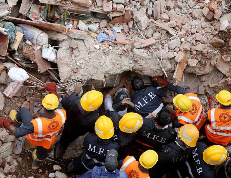 thane building collpase