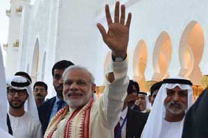 narendra modi uae