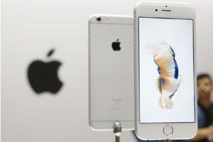 apple iphone 6s, apple iphone 6s plus, apple iphone 6s price, apple iphone 6s plus price, apple iphone 6s review, apple iphone 6s plus review, apple iphone 6s specs, apple iphone 6s plus specs, apple iphone 6s features, apple iphone 6s images, apple iphone 6s plus features, apple iphone 6s plus gold, apple iphone 6s plus price in usa, apple iphone 6s plus price in india, apple iphone 6s pictures, apple iphone 6s photos, apple iphone 6s images