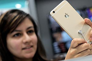 iphone 6s, iphone 6s launch, iphone 6s price, iphone 6s specs, iphone 6s specifications, iphone 7, new iphone, latest iphone, apple event, apple event september 2015, apple event september 9, apple iphone 6s image, iphone 6s pictures