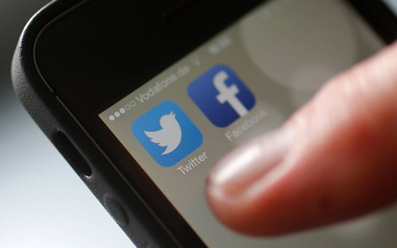 Draft Encryption Policy, Facebook, Twitter, Gmail, Whatsapp