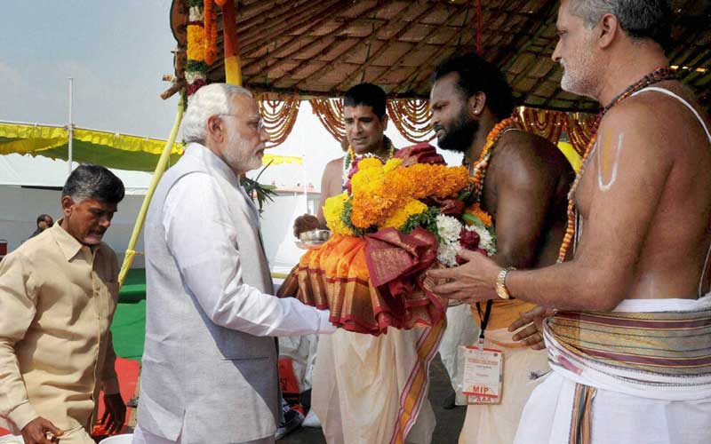narendra modi amaravathi