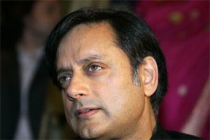 shashi tharoor