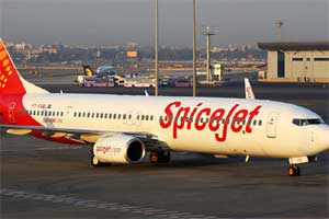 spicejet flight status, spicejet pnr, spicejet incident, spicejet accident