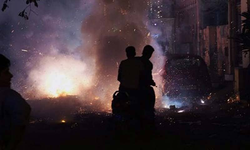 <br>500 burn cases reported in Delhi this Diwali</br> <br>Around 500 cases of burn injuries, mostly due to firecrackers, were reported from the capital this Diwali. The five government hospitals -- Safdarjung, Ram Manohar Lohia (RML), Guru Teg Bahadur (GTB), Deen Dayal Upadhyay (DDU), and Lok Nayak (LN) hospitals, designated by Delhi government to deal with cases related to burn injuries and fire cracker accidents, reported majority of the burn cases. The Safdarjung hospital, with the largest burns unit in the country, received around 192 cases this Diwali, mostly cracker burns, with 25 cases being reported on November 10-11 and 167 cases on November 11-12. "Out of the 167 cases, 132 were cracker burns, 10 were diya related burns and 25 were non-firecracker related burn injuries. While 157 were treated as out patients, 10 patients were admitted," said Dr A K Rai, medical superintendent of Safdarjung hospital.</br> (PTI)