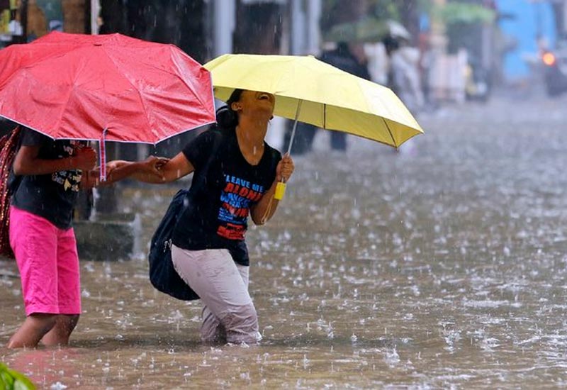 <b>Rs 242 cr AMRUT plan to address water logging in 25 cities</b>: Taking steps to tackle the problem of water logging, Kerala, Madhya Pradesh, Gujarat, Odisha and Mizoram propose to invest Rs 242 crore in construction of storm water drains for discharging flood waters in 25 cities in these states. The works would be undertaken under Atal Mission for Rejuvenation and Urban Transformation (AMRUT) action plans for 2015-16, according to a UD Ministry statement. The five states account for 82 Atal Mission cities.Other mission cities would be covered in subsequent years. (AP) (17/11/2015)