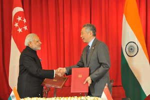 narendra modi in singapore, modi in singapore