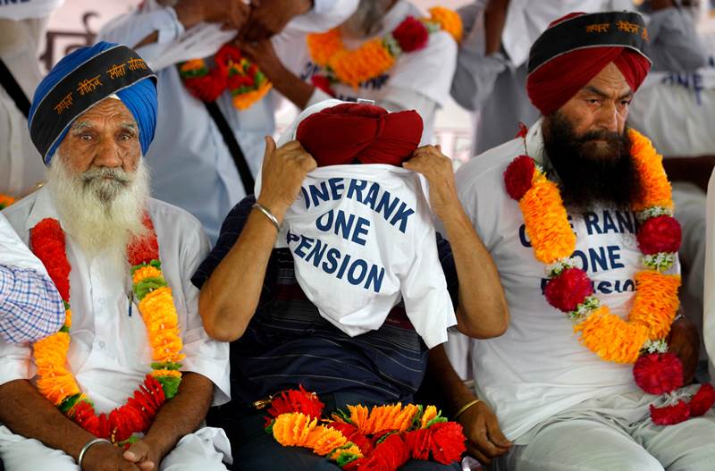 OROP, OROP table, orop scheme, OROP notification, OROP latest update, OROP status, orop agitation, orop protest, orop latest news, manohar parrikar