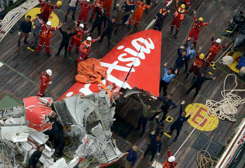 AirAsia crash, AirAsia investigation, AirAsia crash report, AirAsia crash reason, airasia crash photos, AirAsia Flight QZ8501 update