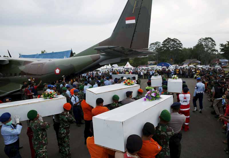 AirAsia crash, AirAsia investigation, AirAsia crash report, AirAsia crash reason, airasia crash photos, AirAsia Flight QZ8501 update