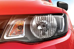 Renault Kwid, Hyundai Creta, Maruti Suzuki Baleno, Ford Figo Aspire, Mahindra TUV300