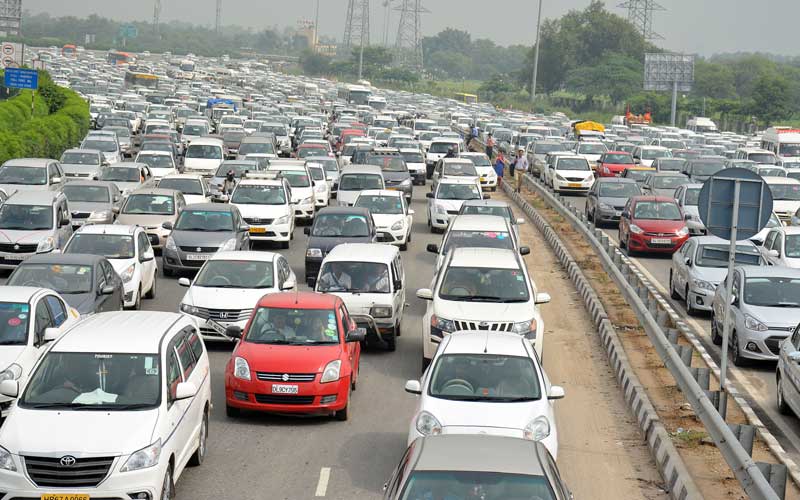 vehicles ban in delhi, vehicles banned in delhi, car ban in delhi, ban odd even number vehicles in delhi, car ban in Delhi