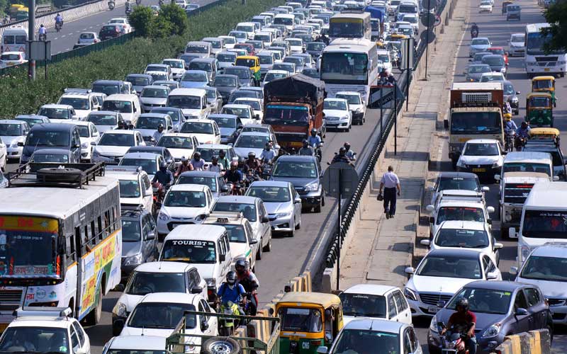 vehicles ban in delhi, vehicles banned in delhi, car ban in delhi, ban odd even number vehicles in delhi, car ban in Delhi