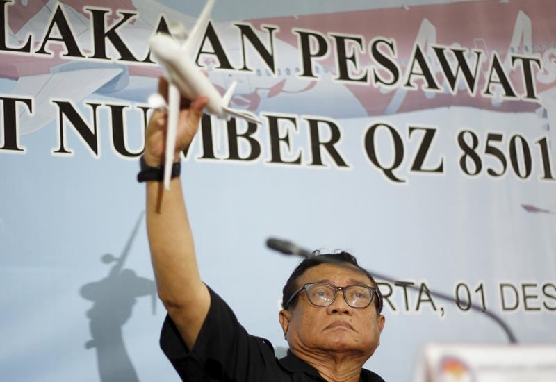 Airasia craAirAsia crash, AirAsia investigation, AirAsia crash report, AirAsia crash reason, airasia crash photos, AirAsia Flight QZ8501 updatesh