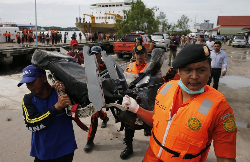 airasia crash, airasia crash report, airasia qz8501 investigation report, airasia crash 2015, airasia crash investigation, airasia crash reason