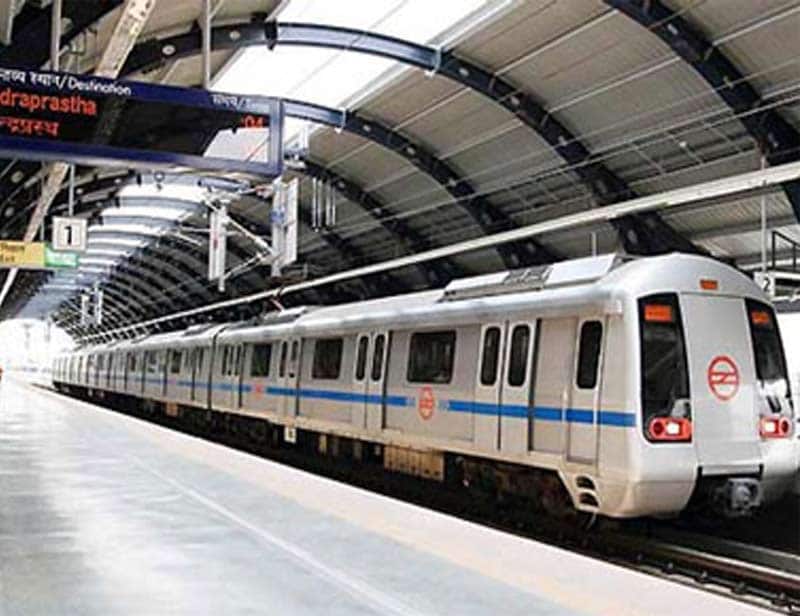 delhi metro on odd even formula