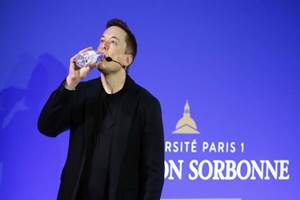 Tesla Motors Inc Chief Executive Officer Elon Musk and other prominent tech executives are pouring $1 billion into a non-profit aimed at creating artificial intelligence that augments humans’ capabilities. (AP photo)