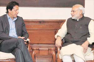 imran khan, narendra modi, imran khan narendra modi, muslims plight, modi on muslims plight, hema upadhyay, hema upadhyay murdered, aiims, aiims treatment, delhi rape case, rape victim delhi, juvenile rape case, juveline rape case accused, delhi cold, delhi demolition, demolition drive, manohar parrikar, cow salughter, national herald case, national herald case today, rahul gandhi, sonia gandhi, top 10 news today