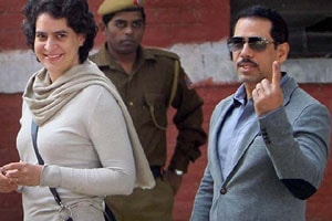Odd Even Formula: Robert Vadra criticises exemptions granted to VIPs in even-odd scheme Odd Even Formula: Robert Vadra criticises exemptions granted to VIPs in even-odd scheme