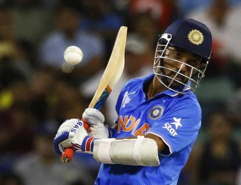 virat kohli salary, virat kohli salary 2015, virat kohli salary 2015 in rupees, virat kohli salary in ipl, virat kohli rcb salary, virat kohli net salary, M S Dhoni, M S Dhoni salary, M S Dhoni salary in ipl